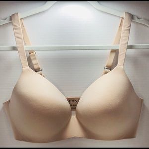 Like new SPANX 34D padded bra nude beige